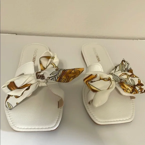 Fashion Nova Cream and Brown Sandals with Bow Detail - Picture 2 of 6